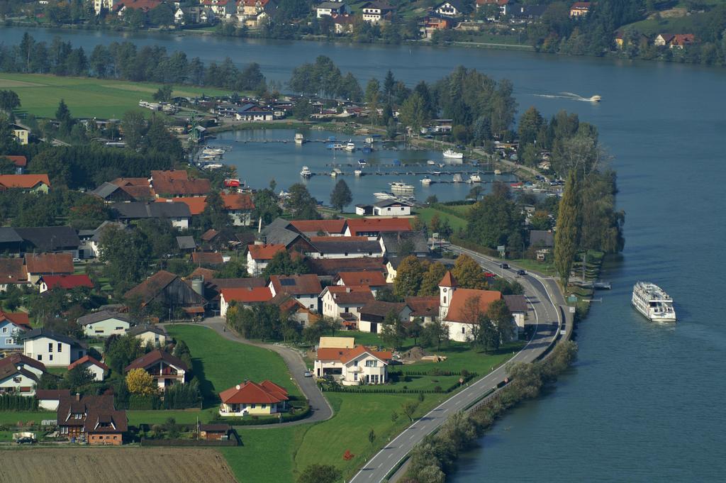 Gaestehaus Donautal Vichtenstein Eksteriør bilde
